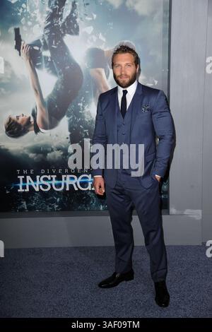 16 marzo 2015 - New York, NY, Stati Uniti d'America - 16 marzo 2015 New York City..Jai Courtney partecipa alla prima mondiale "The Divergent Series: Insurgent" al Ziegfeld Theater il 16 marzo 2015 a New York City (immagine di credito: © Kristin Callahan - Ace Pictures/Ace Pictures/ZUMA Wire) Foto Stock