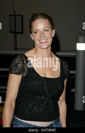 24 gennaio 2005; Los Angeles, CA, Stati Uniti; l'attrice ELISABETH SHUE alla prima di "Hide and Seek" tenutasi al Teatro Zanuck. Foto Stock