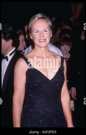 14 dicembre 1996; Hollywood, CA, Stati Uniti; l'attrice GLENN CLOSE partecipa alla prima di ''evita''. (Michelson - Hutchins/1996) Foto Stock