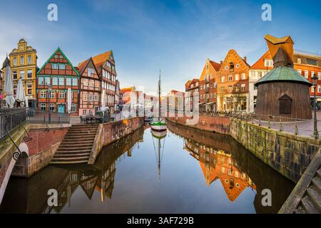 Porto storico nella città vecchia di Stade, Germania Foto Stock