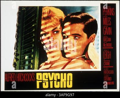 3 ottobre 2004; Hollywood, CA, Stati Uniti; foto del file: 5 febbraio 1960. JANET LEIGH interpreta Marion Crane nel thriller horror "Psycho" diretto da Alfred Hitchcock. L'attrice JANET LEIGH è morta pacificamente nella sua casa di Beverly Hills domenica 3 ottobre 2004. Leigh aveva sofferto di vasculite (un'infiammazione dei vasi sanguigni) nell'ultimo anno. Per gentile concessione di Paramount Pictures. (Immagine di credito: SNAP/ZUMAPRESS.com) Foto Stock