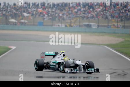 15 aprile 2012; Shanghai, CINA; Nico Rosberg della Germania e Mercedes GP guida durante il Gran Premio di Formula 1 cinese sul circuito internazionale di Shanghai. (Immagine di credito: © Yijiang Guo/Osports tramite filo ZUMA) Foto Stock