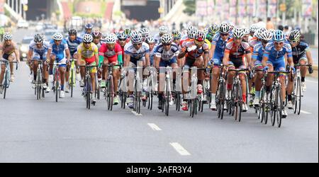 15 luglio 2012 - Caracas, CAPITALE DEL DISTRITO, Venezuela - DÃ©cima etapa de la Vuelta a Venezuela, correspondiente a la ediciÃ³n 49 del tradicional giro ciclÃ­stico nacional, realizada entre Los Caobos y la avenida BolÃ­var de la capital. CARACAS, 15-07-2012 (HENRY DELGADO / EL NACIONAL). Prohibido el uso o reproducciÃ³n de esta imagen en Venezuela. (Immagine di credito: © El Nacional/GDA/ZUMAPRESS.com) Foto Stock