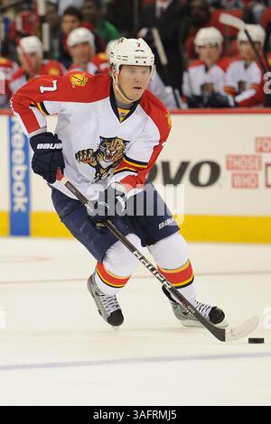 21 marzo 2012: Il difensore dei Florida Panthers Dmitry Kulikov #7 in azione durante la partita NHL tra Carolina Hurricanes e Florida Panthers alla PNC Arena di Raleigh, NC. (Immagine di credito: © Evan Pike/Cal Sport Media/ZUMAPRESS.com) Foto Stock