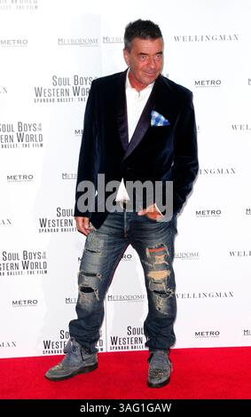John Keeble alla prima europea di "Soul Boys of the Western World" alla Royal Albert Hall di Londra - 30 settembre 2014 Foto Stock