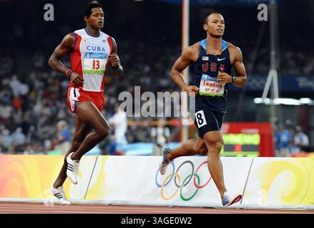 22 agosto 2008 - Pechino, Cina - BRIAN CLAY degli Stati Uniti gareggia durante la gara di 1.500 m del decathlon maschile allo Stadio Nazionale, noto anche come Nido d'uccello, durante i Giochi Olimpici di Pechino 2008 a Pechino, Cina, 22 agosto 2008. Bryan Clay ha vinto il titolo con 8791 punti (Credit Image: PhotoXpress/ZUMAPRESS.com) Foto Stock