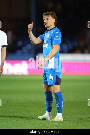 Peterborough, Regno Unito. 8 aprile 2025. Archie Collins (PU) alla partita Peterborough United contro Birmingham City EFL League One, al Weston Homes Stadium di Peterborough, Cambridgeshire, l'8 aprile 2025. Crediti: Paul Marriott/Alamy Live News Foto Stock