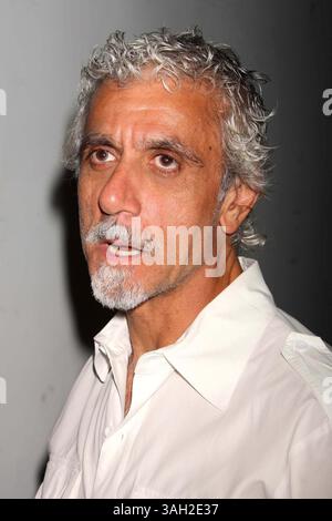 Il parrucchiere RIC PIPINO (ex marito di Heidi Klum) arriva in anteprima delle opere esclusive create per la MAC Fall Colour Collection, "Make-up Art Cosmetics" al Ricard Phillips Studio di New York City il 07-15-2009. Foto di Henry McGee-Globe Photos, Inc. ©2009. K59339HMc Foto Stock
