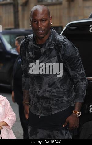 26 marzo 2015 - New York, NY, USA - 26 marzo 2015 New York City..Shayla Somer Gibson e Tyrese Gibson arrivano a registrare un'apparizione su "The View" il 26 marzo 2015 a New York City (immagine di credito: © Kristin Callahan - Ace Pictures/Ace Pictures/ZUMA Wire) Foto Stock