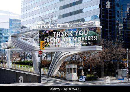 Toronto, Canada - 28 novembre 2020: Primo piano del cartello Kijiji sul muro fuori dal loro ufficio nel centro di Toronto. Foto Stock