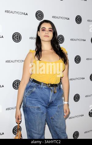 12 agosto 2017 - Los Angeles, CA, USA - LOS ANGELES - 12 agosto: Barbienox al 5° Beautycon Festival di Los Angeles al Los Angeles Convention Center il 12 agosto 2017 a Los Angeles, CA (Credit Image: © Kathy Hutchins via ZUMA Wire) Foto Stock