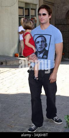 27 ottobre 2008 - Hollywood, California, Stati Uniti - 26 ottobre 2008 - Hollywood, California - Peter Facinelli. Il Camp Ronald McDonald si è tenuto presso l'area posteriore degli Universal Studios. Credito fotografico: Kevan Brooks/AdMedia Foto Stock