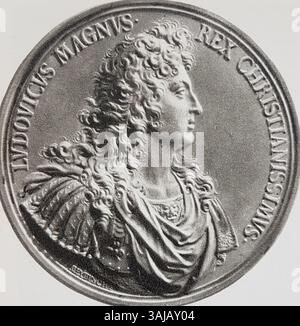 Una medaglia del XVII secolo creata da Anton Meybusch per commemorare Luigi XIV di Francia, in particolare per celebrare la Pace di Nimega. Questa opera d'arte onora il significato politico del trattato di pace e della monarchia francese. Foto Stock