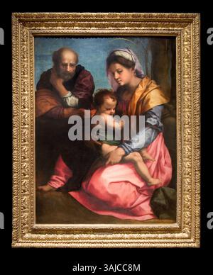 *La Sacra famiglia* (1525-1530) di Andrea del Sarto è un dipinto rinascimentale che mostra la Vergine Maria, San Giuseppe e il bambino Gesù. Il pezzo è noto per la sua rappresentazione serena e l'uso magistrale del colore. Foto Stock