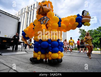 11 giugno 2017; Nashville TN, USA durante le attività pre-partita della partita 6 tra i Pittsburg Penguins e i Nashville Predators nelle finali della Stanley Cup alla Bridgestone Arena. Steve Roberts /Cal Sport Media (immagine di credito: &Copy; Steve Roberts/Cal Sport Media/CSM tramite cavo ZUMA) Foto Stock