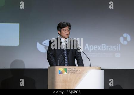 30 maggio 2017 - San Paolo, San Paolo, Brasile - 30 maggio 2017 - San Paolo, San Paolo, Brasile - l'Ambasciatore cinese in Brasile, li Jinzhang, ha partecipato al lancio del Fondo di cooperazione per l'espansione e la capacità produttiva Brasile - Cina, durante il Brasile Investment Forum 2017, presso il Grand Hyatt Hotel, nella zona sud della città di San Paolo (immagine di credito: © Marcelo Chello/CJPress via ZUMA Wire) Foto Stock