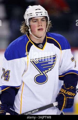 27 gennaio 2010 - Calgary, Alberta, Canada - foto del profilo del giocatore NHL su TJ Oshie dei St. Louis Blues durante una partita recente a Calgary. (Immagine di credito: © Larry MacDougal via ZUMA Wire) Foto Stock