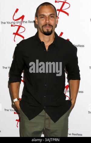 19 agosto 2017 - Burbank, CA, Stati Uniti - LOS ANGELES - 19 agosto: Bryton James all'evento Young and Restless fan 2017 al Marriott Burbank Convention Center il 19 agosto 2017 a Burbank, CA (immagine di credito: © Kathy Hutchins via ZUMA Wire) Foto Stock
