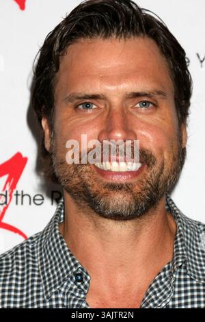 19 agosto 2017 - Burbank, CALIFORNIA, USA - LOS ANGELES - 19 agosto: Joshua Morrow all'evento Young and Restless fan 2017 al Marriott Burbank Convention Center il 19 agosto 2017 a Burbank, CA (immagine di credito: © Kathy Hutchins via ZUMA Wire) Foto Stock