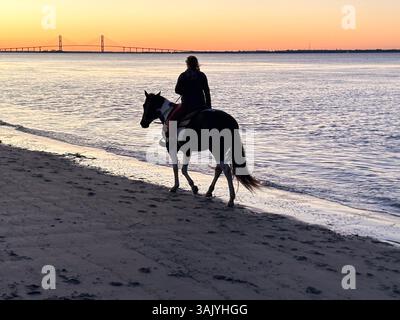 Equitazione a Jekyll Island, Georgia Foto Stock