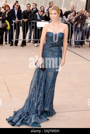 18 maggio 2009 - New York, New York, USA - la socialite IVANKA TRUMP partecipa al 69° Annual American Ballet Theatre Spring Gala, tenutosi al Metropolitan Opera House al Lincoln Center. (Immagine di credito: © Nancy Kaszerman/ZUMA Press Foto Stock