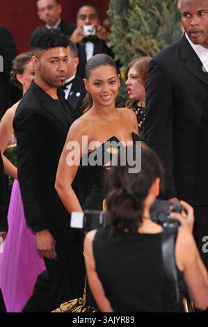 22 febbraio 2009 - Hollywood, California, USA - il cantante BEYONCE arriva al 81° Annual Academy Awards tenutosi al Kodak Theatre di Hollywood. (Immagine di credito: © Adam Latham/ZUMA Press) Foto Stock