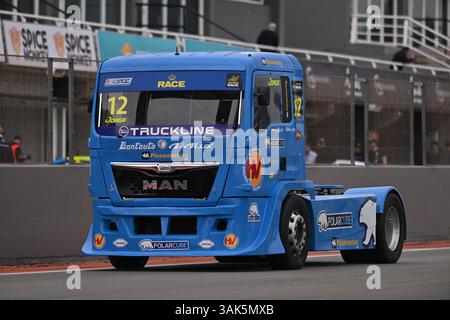 Valencia, Valencia, Spagna. 12 aprile 2025. JORGE VILA (ESP) Alvitrucksport gareggia con le qualificazioni del CECC ''" GP CAMIONES VALENCIA sul circuito DI CHESTE a Valencia il 12 aprile 2025. (Immagine di credito: © Oscar Manuel Sanchez/ZUMA Press Wire) SOLO PER USO EDITORIALE! Non per USO commerciale! Foto Stock