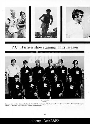 L'annuario 1972 del Park Center High School, Pirate volume 1: Interface '72, documenta l'anno accademico con la copertura di club studenteschi, squadre sportive, docenti ed eventi memorabili dal 1971 al 1972. Foto Stock