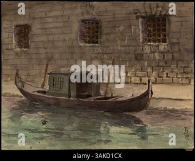 Questa immagine mostra una gondola su un canale, firmata solo con le iniziali. Cattura un momento sereno di trasporto in un ambiente idilliaco, enfatizzando il metodo tradizionale di viaggio sui canali. Foto Stock