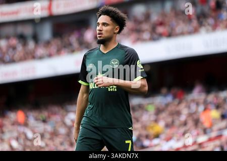 Emirates Stadium, Londra, Regno Unito. 12 aprile 2025. Premier League Football, Arsenal contro Brentford; Kevin Schade di Brentford Credit: Action Plus Sports/Alamy Live News Foto Stock