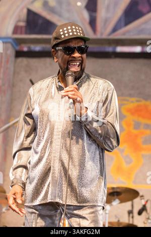 5 maggio 2017 - New Orleans, Lousiana, U. S - WILLIAM BELL durante il New Orleans Jazz & Heritage Festival a New Orleans, Louisiana (immagine di credito: © Daniel DeSlover via ZUMA Wire) Foto Stock