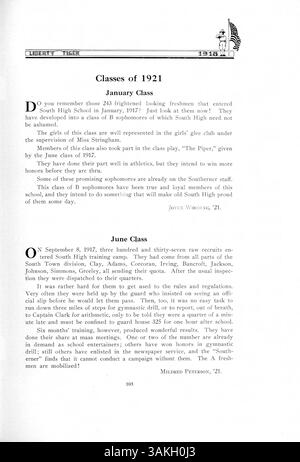 L'annuario Liberty Tiger del 1918 della South High School documenta l'anno accademico 1917-1918, riguardante studenti, insegnanti, atletica, club, e gli eventi di storia afroamericana. Foto Stock