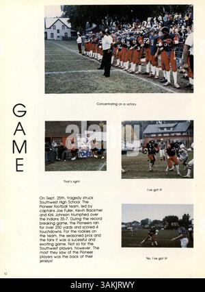 L'edizione 1982 dell'annuario "Eighty Two Centralian" mostra gli studenti, gli insegnanti e i club della Central High, documentando l'anno scolastico 1981-1982. Foto Stock