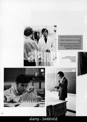 Questo annuario "Bravura" del 1975 della Blake High School registra il corpo studentesco, l'atletica, i club, la facoltà e la storia afroamericana dell'anno scolastico 1974-1975. Foto Stock