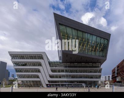 Library and Learning Center, Università di economia e affari di Vienna, di Zaha Hadid, 2013. Foto Stock
