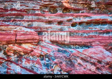 Strati rocciosi sedimentari a Calico Nevada Vista ravvicinata Foto Stock