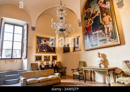 Interno del Castello Bufalini, costruito nel XV secolo, nel piccolo comune di San Giustino, provincia di Perugia, regione Umbria, Italia Foto Stock