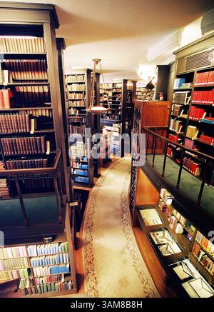 18 luglio 2006 - Stati Uniti - la Casa del Tempio, sede nazionale del rito scozzese della Massoneria, a Washington, DC, possiede una grande biblioteca di libri donati -- molti relativi alla Massoneria. (James Duggan/MCT) (immagine di credito: © James Duggan/mct/ZUMAPRESS.com) Foto Stock