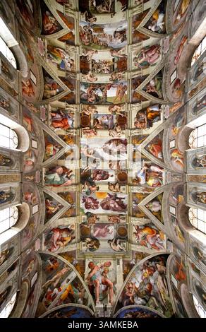 Il dipinto di Michelangelo nella Cappella Sistina, nei Musei Vaticani, nel Vaticano, a Roma, in Italia Foto Stock