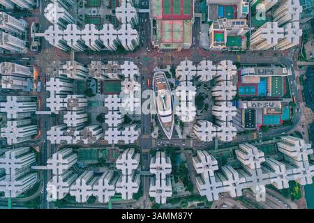 Vista aerea del Whampoa, un centro commerciale che sembra una barca, Kowloon City District, Hong Kong. Foto Stock