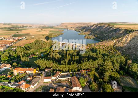 Vista aerea da una mongolfiera sui vigneti di la Rioja, Spagna Foto Stock