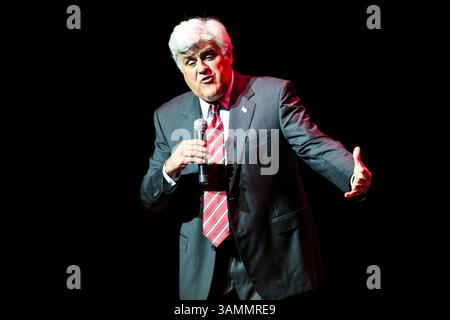 28 marzo 2014 - Durham, Carolina del Nord, U. S - JAY LENO porta il suo tour del 2014 al Durham Performing Arts Center di Durham, North Carolina. (Immagine di credito: © Andy Martin Jr./ZUMAPRESS.com) Foto Stock