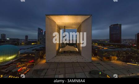 Vista aerea panoramica di la Defense, quartiere finanziario di Parigi, Francia. Foto Stock