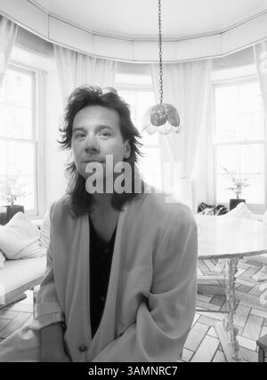 Ritratto di Jim Kerr della band scozzese Simple Minds in Londra circa 1987 Foto Stock