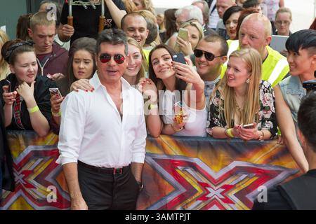Arriva per XFactor 2014 all'Emirates Old Trafford Manchester, Regno Unito Foto Stock