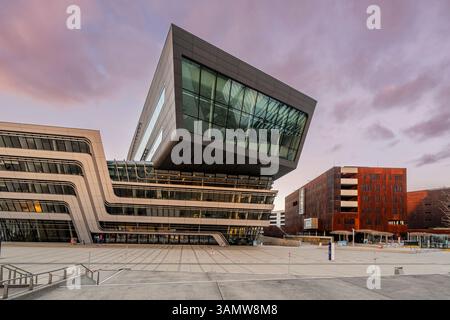 Università di economia e commercio di Vienna (Wirtschaftsuniversitat Wien), Vienna, Austria Foto Stock