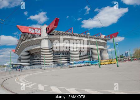 Milano Italia 14 aprile 2025: Stadio San Siro dove giocano le squadre di calcio milanesi Inter e Milan Foto Stock