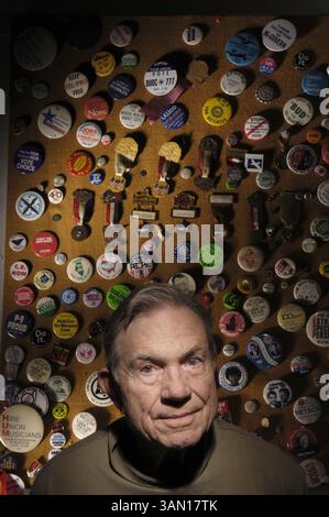 13 maggio 2005 - Stati Uniti - KRT US NEWS STORY SLUGGED: CHICAGO-LABOR KRT PHOTOGRAPH BY CHRIS WALKER/CHICAGO TRIBUNE (21 giugno) ''in qualche modo, la scintilla ci riaccende sempre, ''dice Les o'Rear, presidente del museo Illinois Labor History Society di Chicago. (cdm) 2005 (immagine di credito: © Chris Walker/mct/ZUMAPRESS.com) Foto Stock
