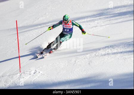 16 gennaio 2009: Bode Miller (USA) gareggia nella parte slalom durante la Super Combined maschile alla 79a gara internazionale di Lauberhorn a Wengen, in Svizzera. Crediti: John C Middlebrook, CSM. (Immagine di credito: © FOTOGRAFO/Cal Sport Media) Foto Stock