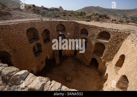 Matmata - una piccola città berbera nel sud della Tunisia Foto Stock